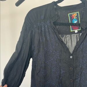 Johnny Was Women's Black embroidered Top